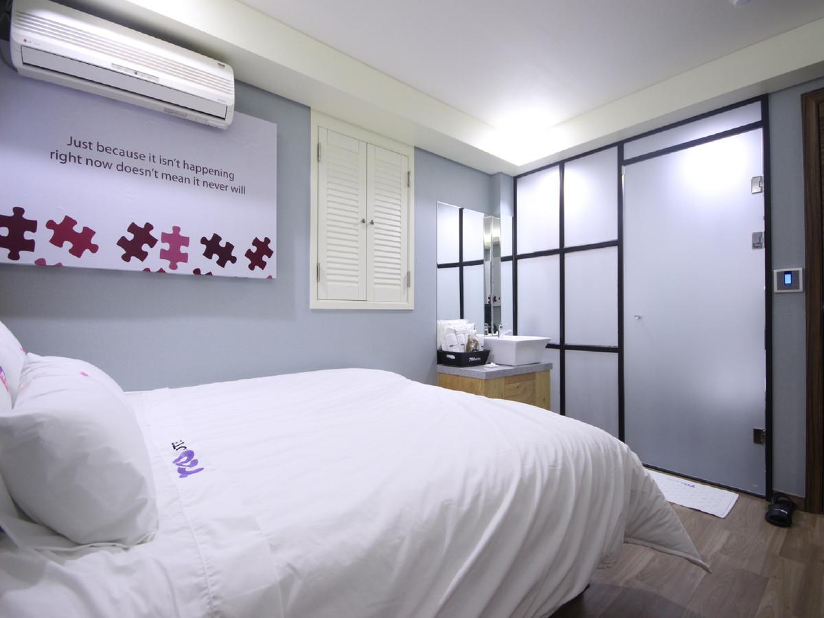 Roo Motel Pusan Zewnętrze zdjęcie